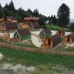Glamping Park פארק נופש *